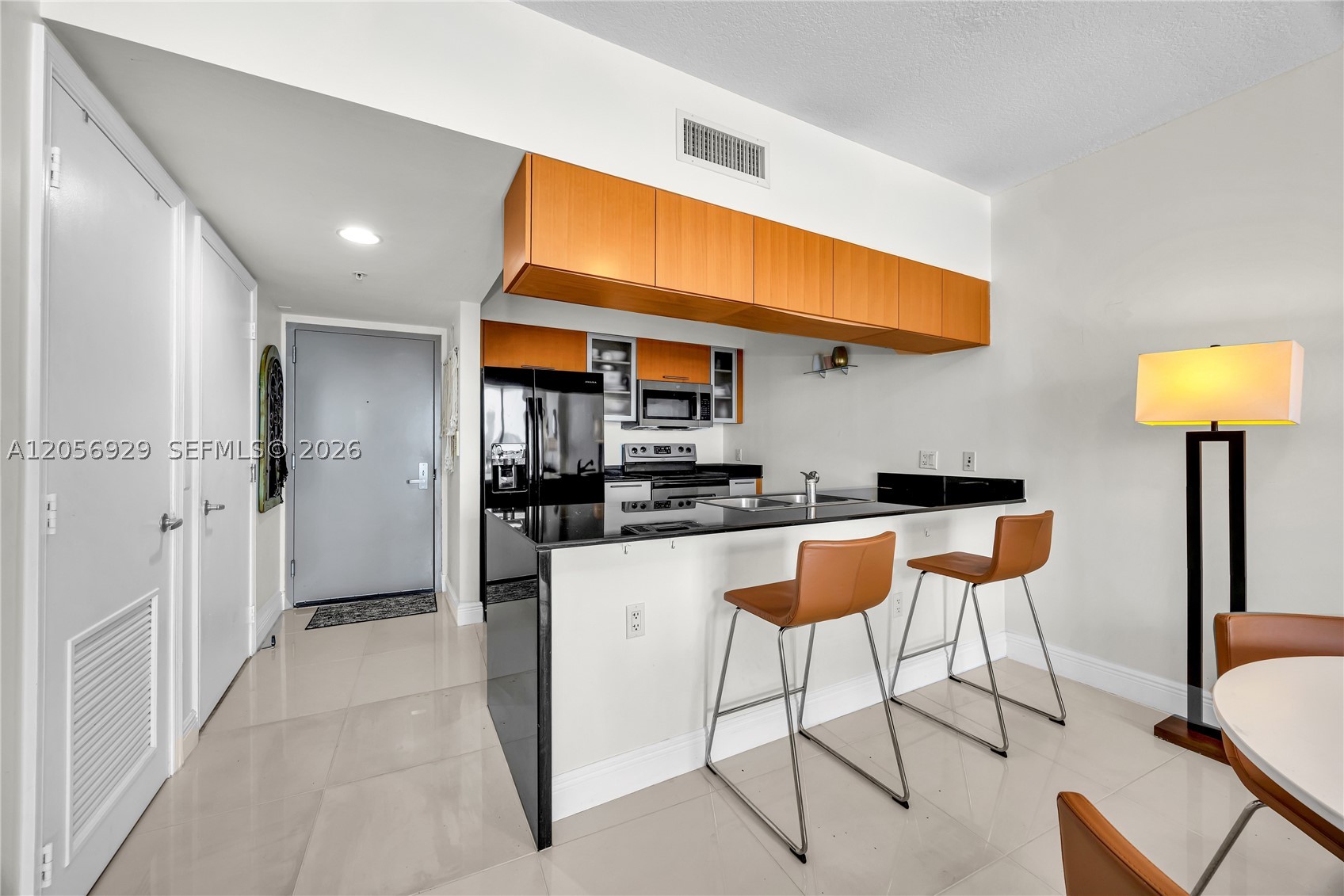 OPERA TOWER CONDO - Residential