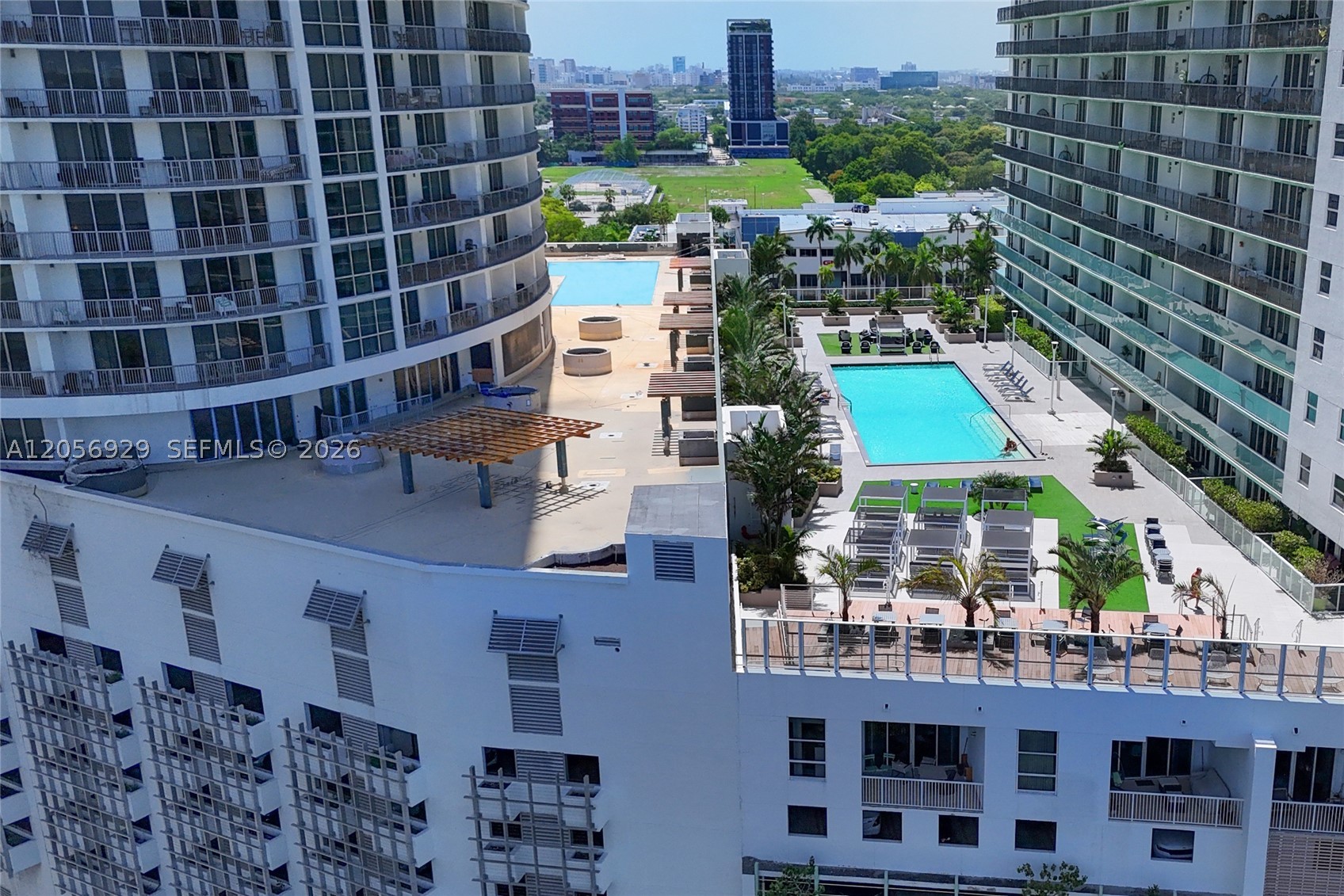 OPERA TOWER CONDO - Residential
