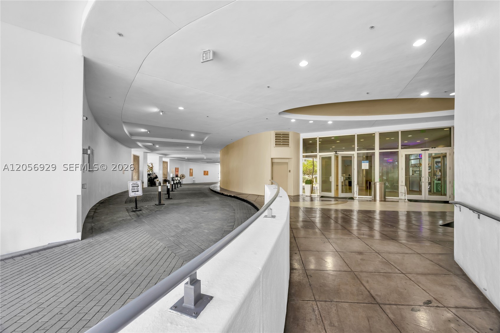 OPERA TOWER CONDO - Residential