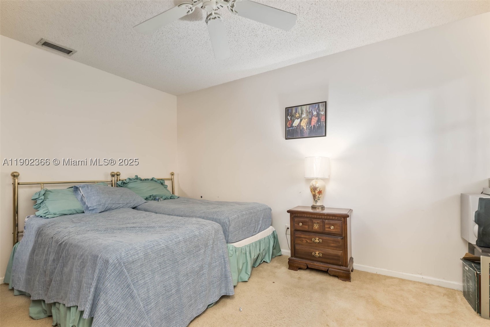 HAWKES BLUFF - Residential