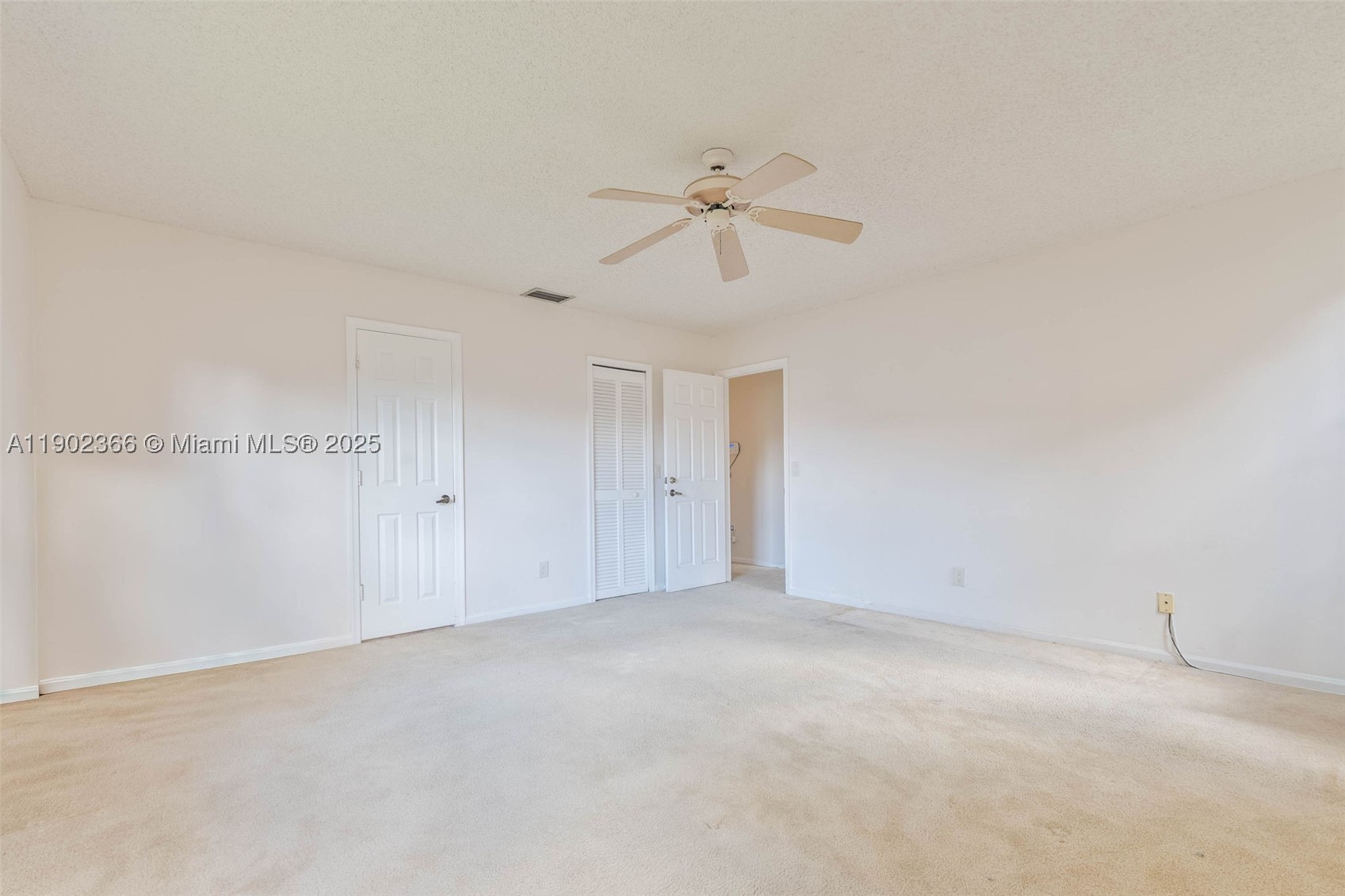 HAWKES BLUFF - Residential
