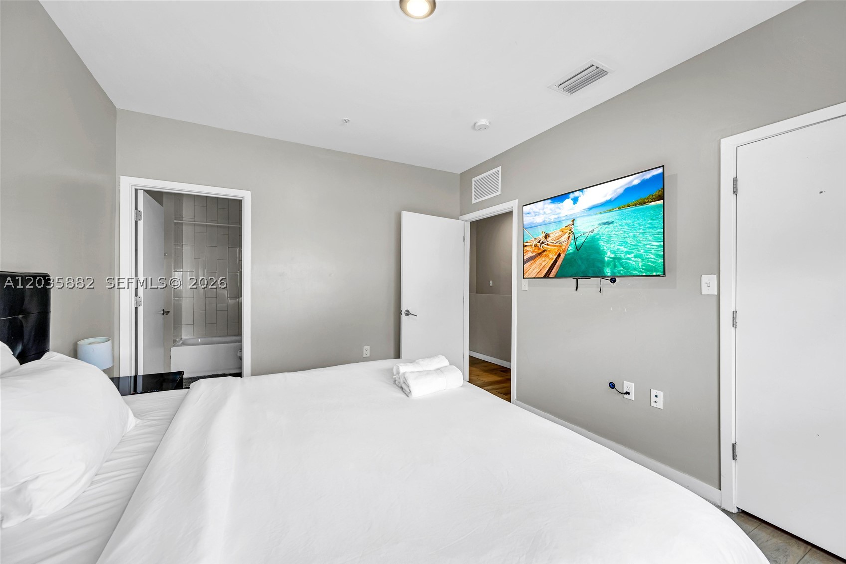 BISCAYNE GARDENS SEC A - Residential Lease