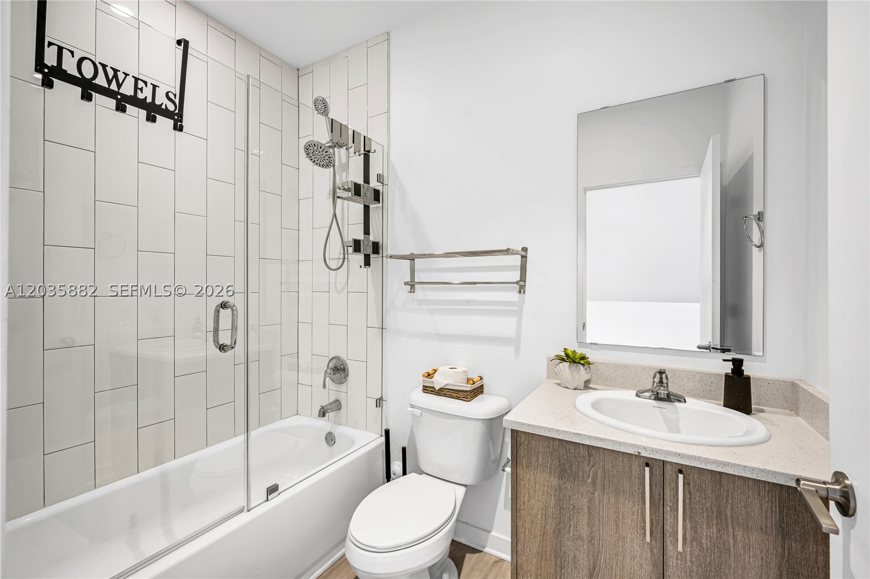 BISCAYNE GARDENS SEC A - Residential Lease