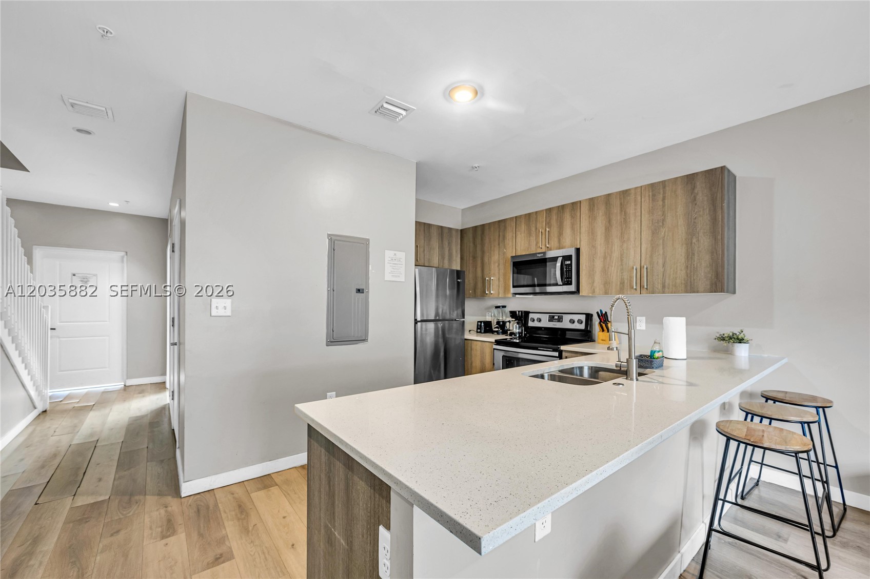 BISCAYNE GARDENS SEC A - Residential Lease