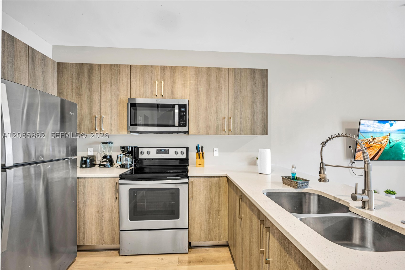 BISCAYNE GARDENS SEC A - Residential Lease
