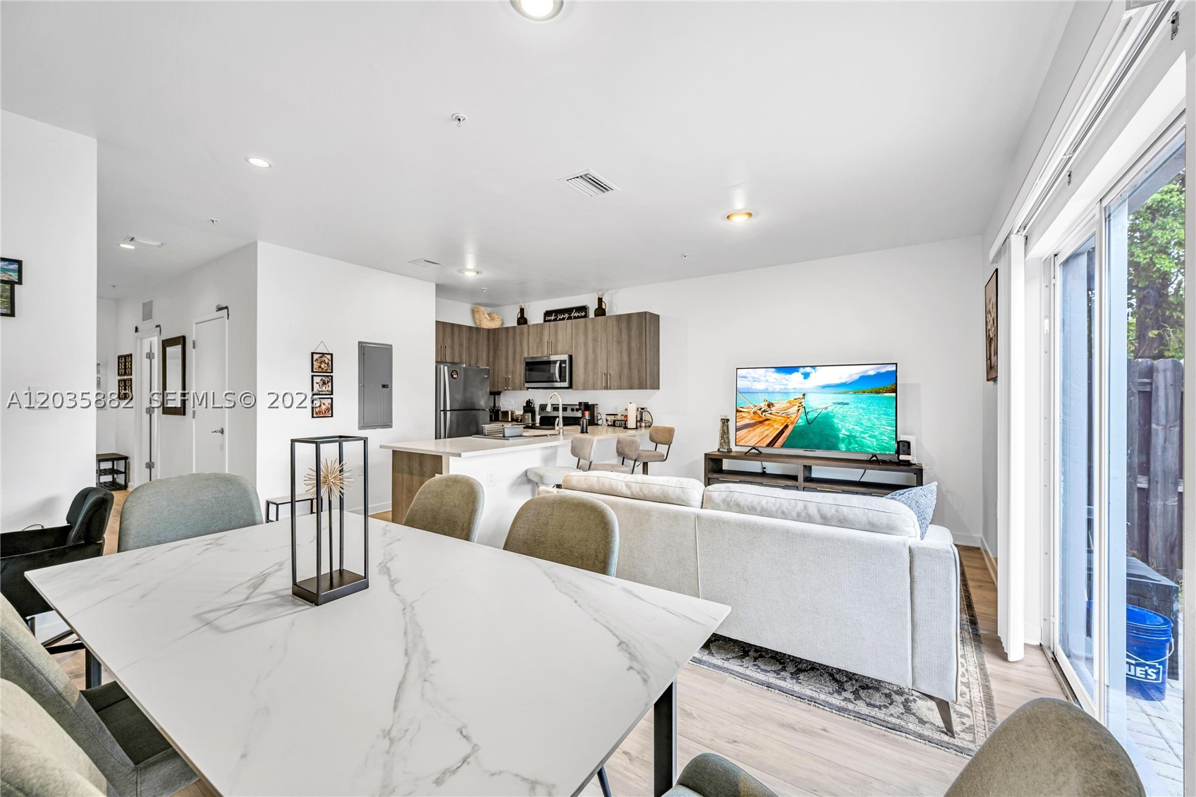 BISCAYNE GARDENS SEC A - Residential Lease