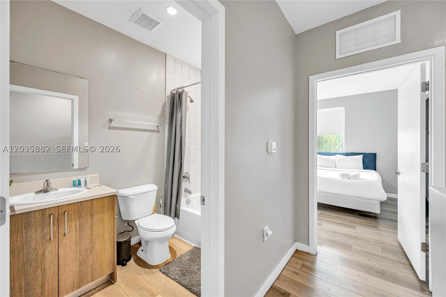 BISCAYNE GARDENS SEC A - Residential Lease