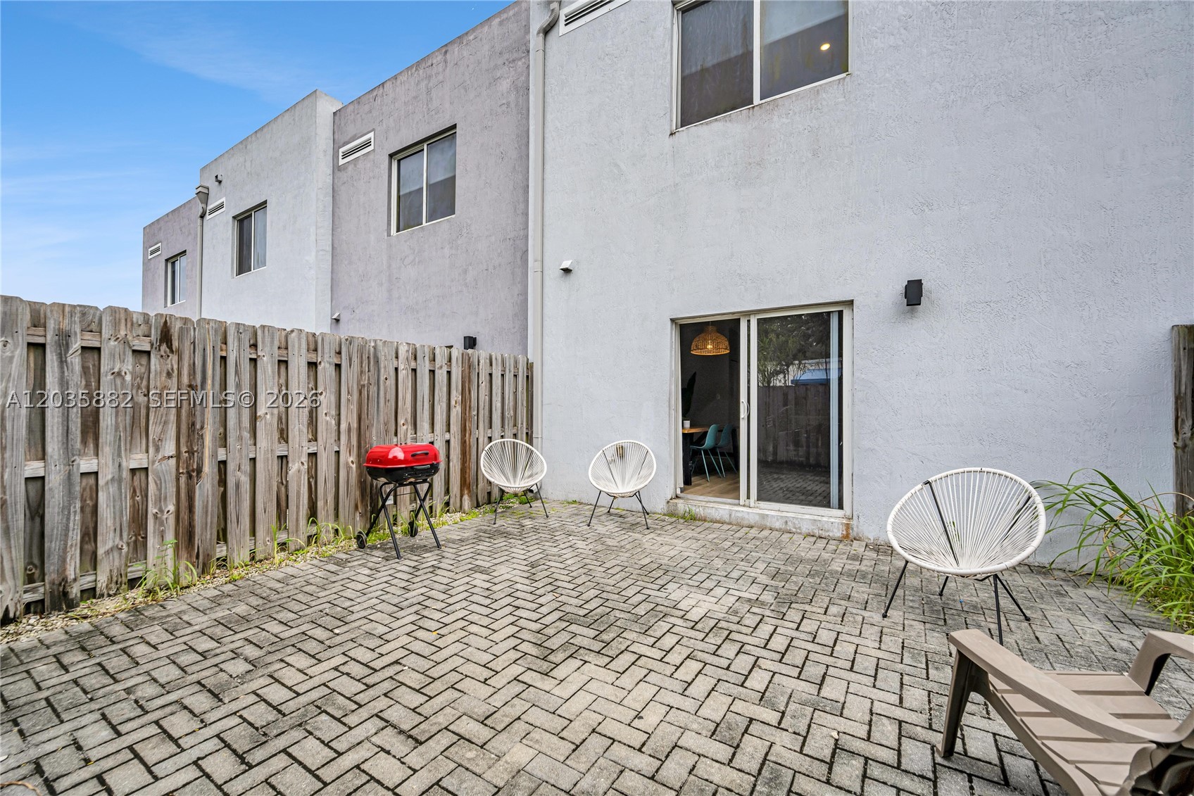 BISCAYNE GARDENS SEC A - Residential Lease