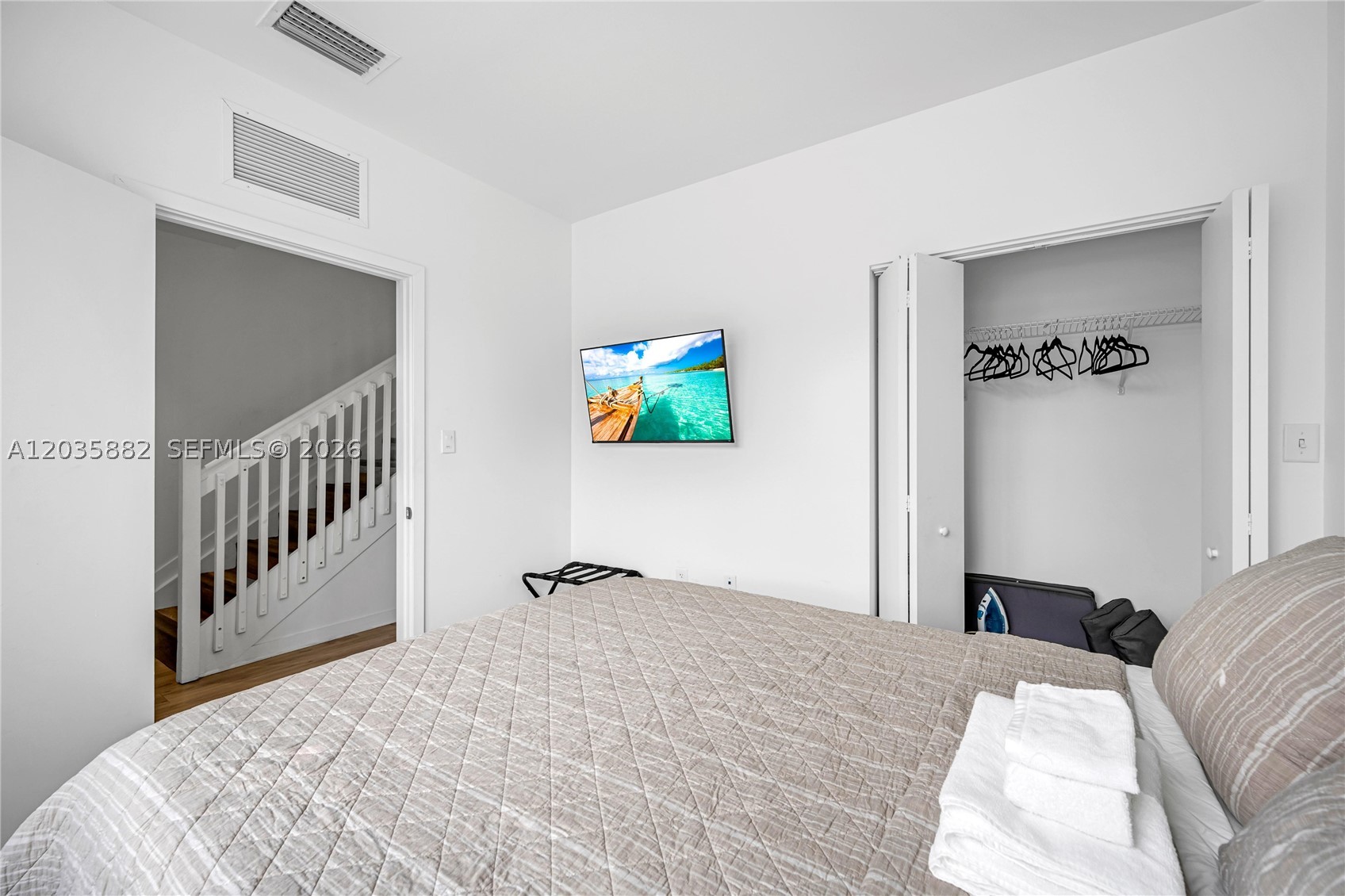 BISCAYNE GARDENS SEC A - Residential Lease