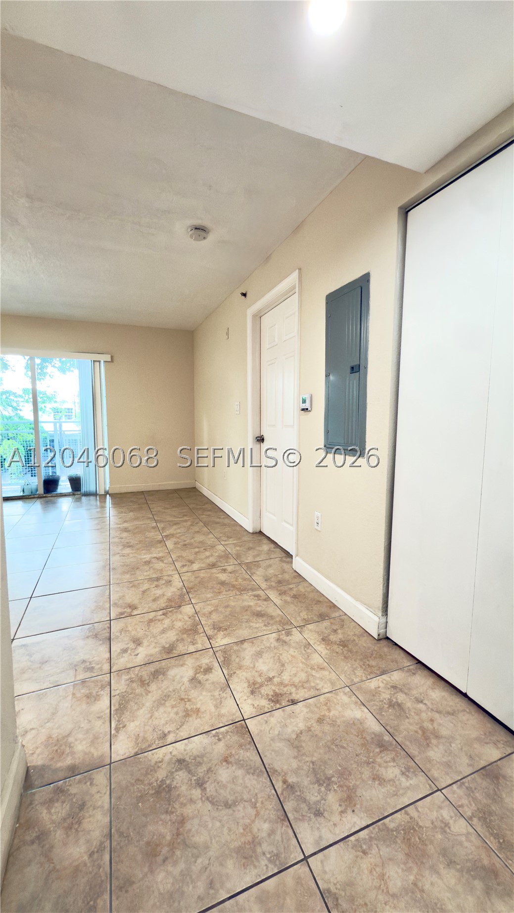 LAS BRISAS OF MIAMI BEACH - Residential
