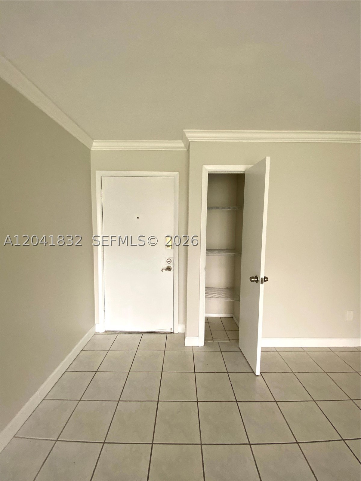 PARKWOOD - Residential Lease