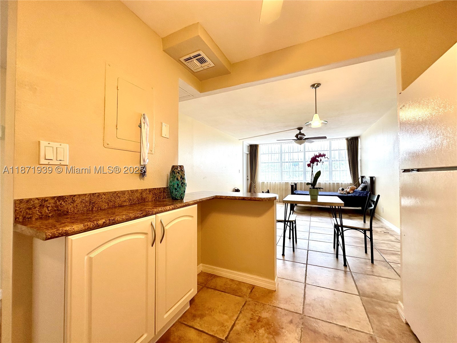 WATERGATE CONDOMINIUM NO 2 - Residential