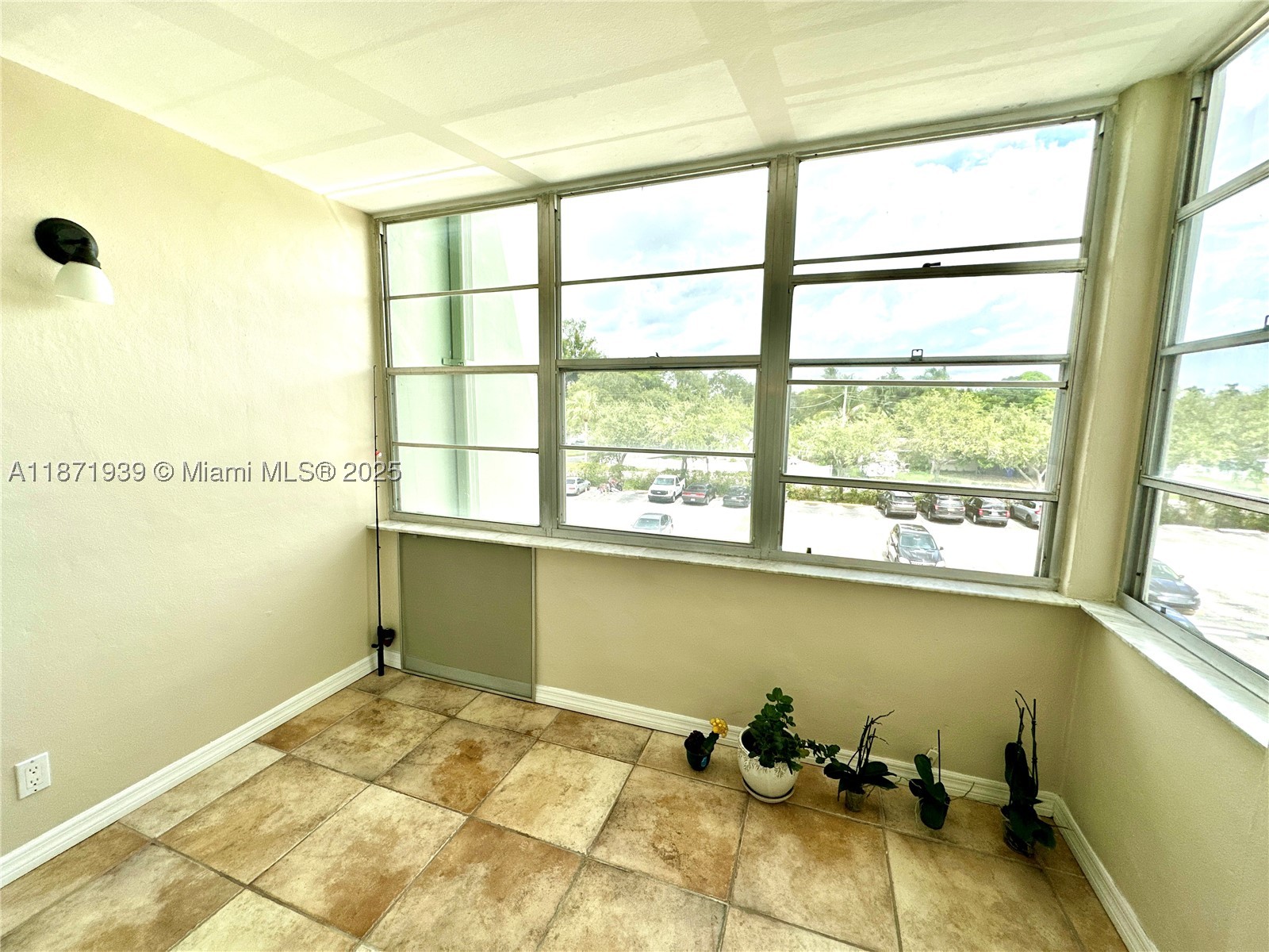 WATERGATE CONDOMINIUM NO 2 - Residential