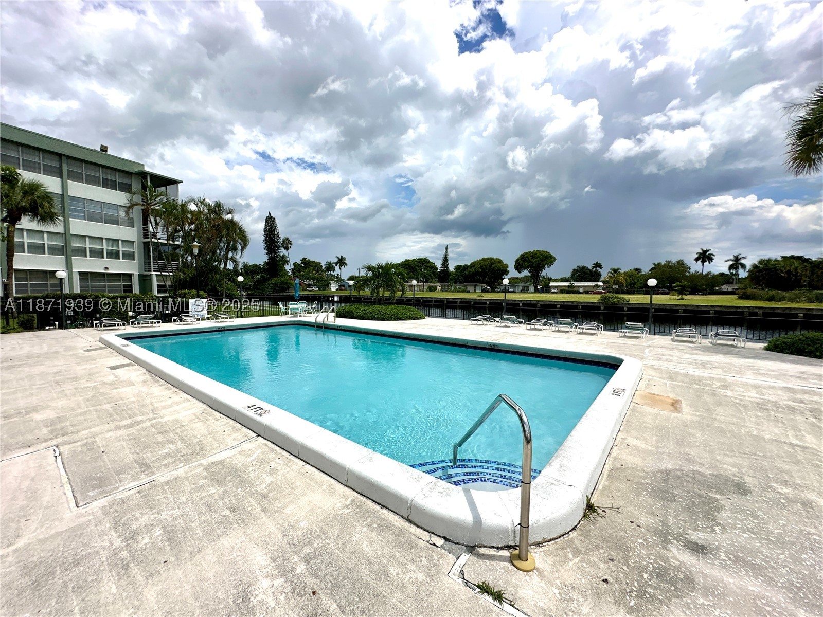 WATERGATE CONDOMINIUM NO 2 - Residential
