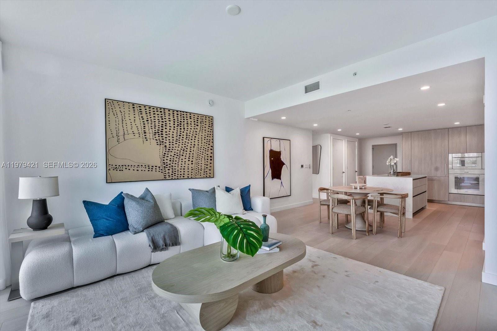 La Baia - Residential