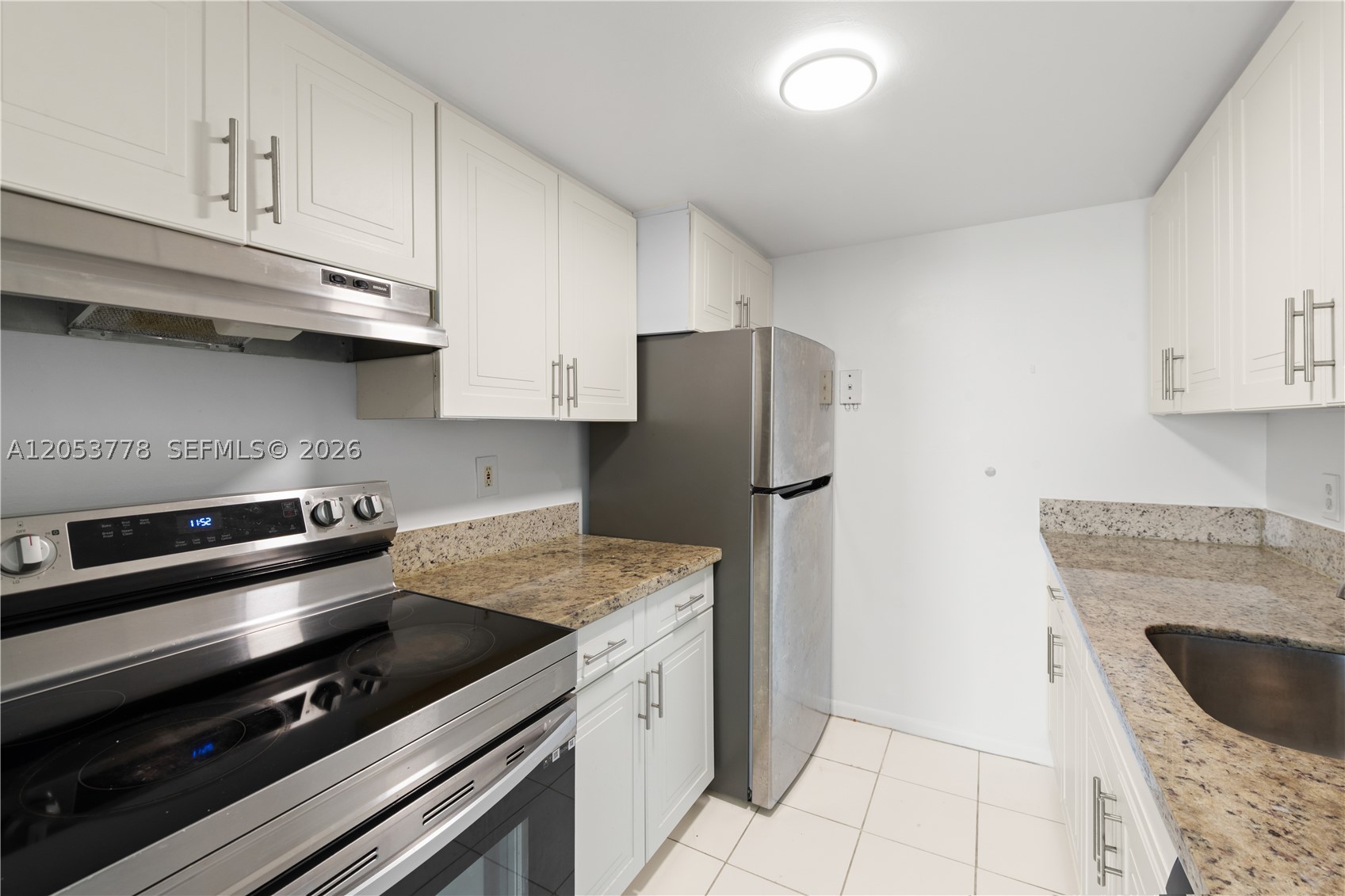 VECINO DEL MAR CONDO - Residential Lease