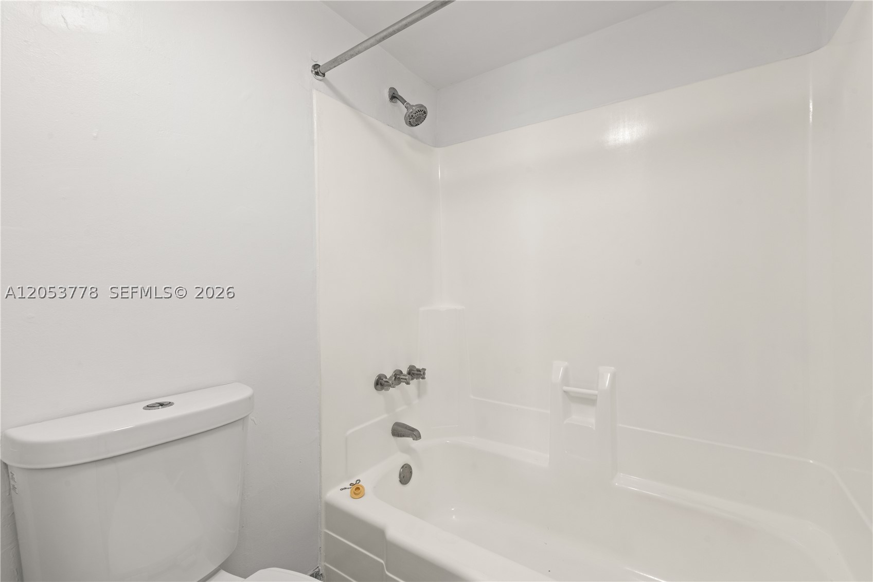 VECINO DEL MAR CONDO - Residential Lease