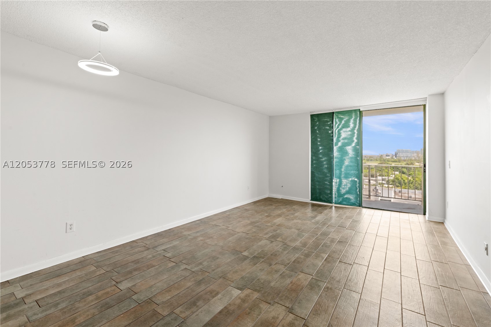 VECINO DEL MAR CONDO - Residential Lease