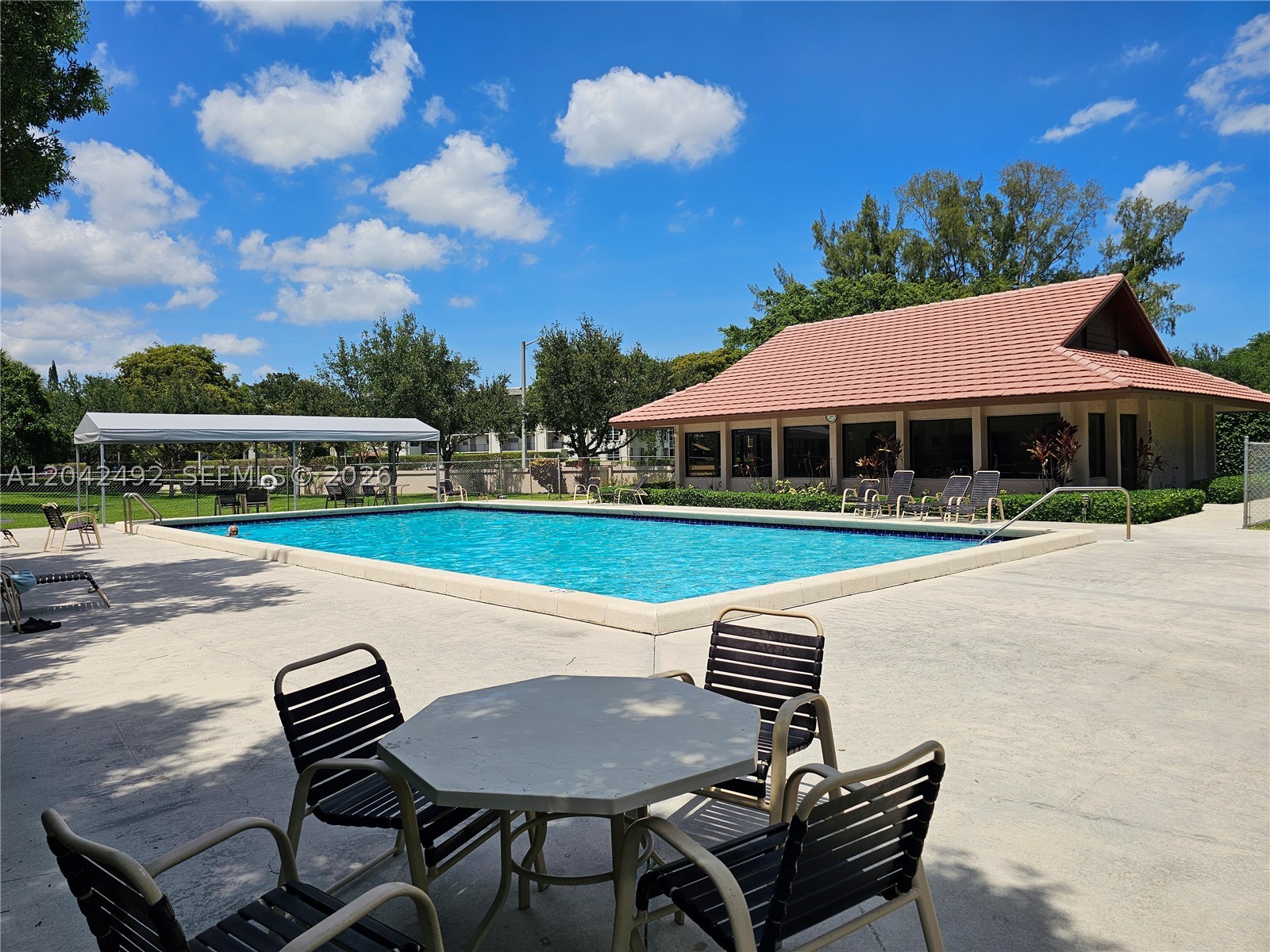CONDO 7 OF SABAL PALM CON - Residential