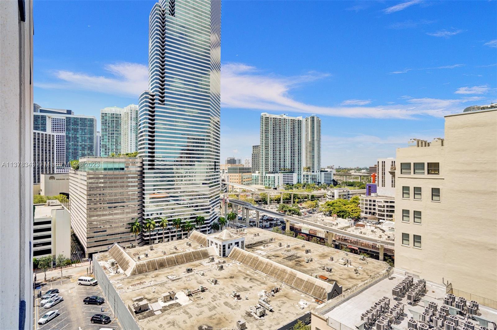 CENTRO CONDO - Residential