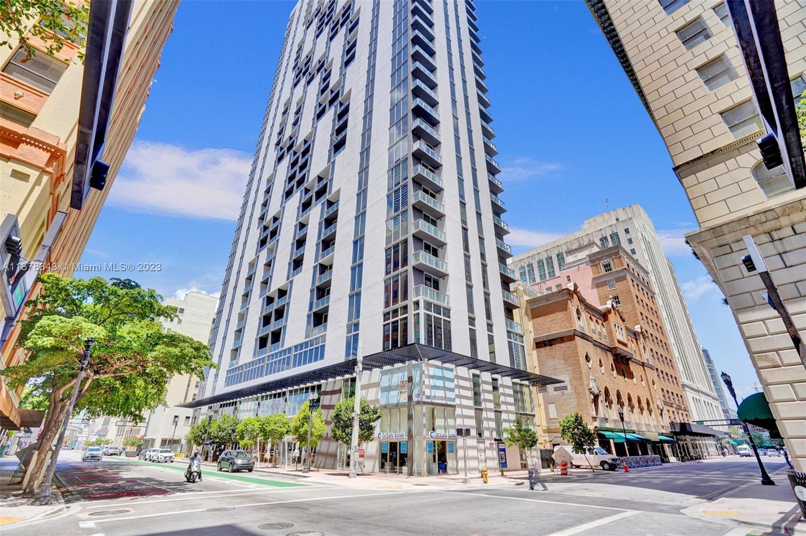CENTRO CONDO - Residential