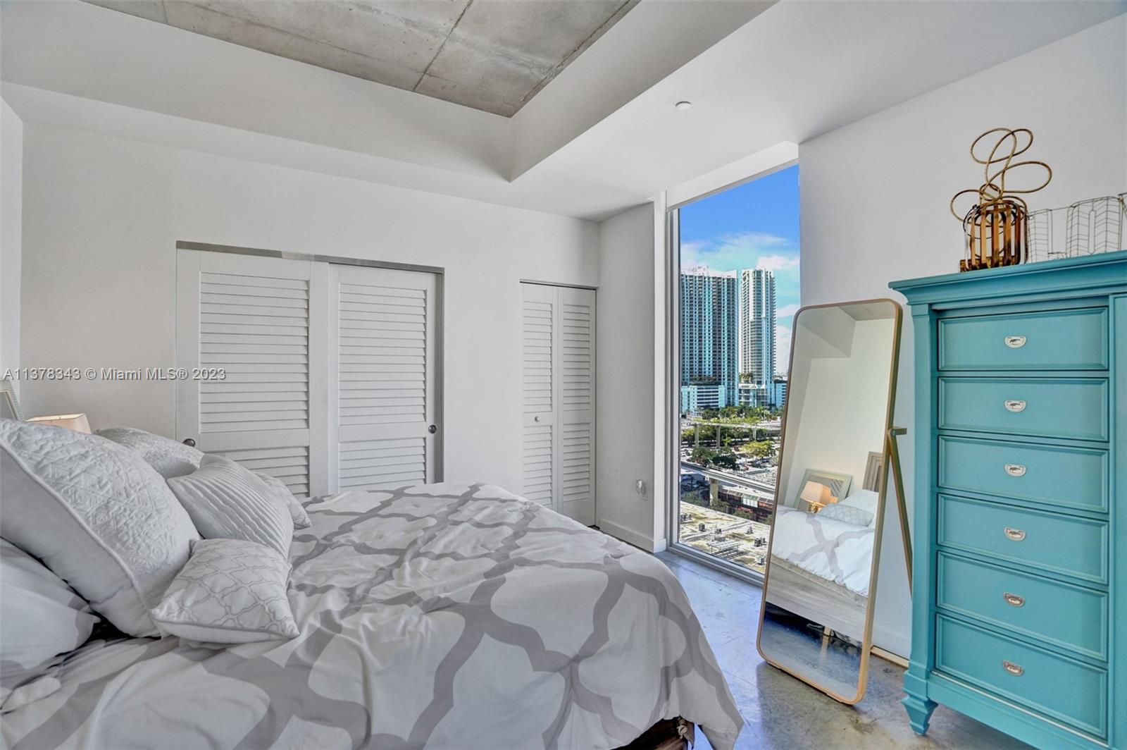 CENTRO CONDO - Residential