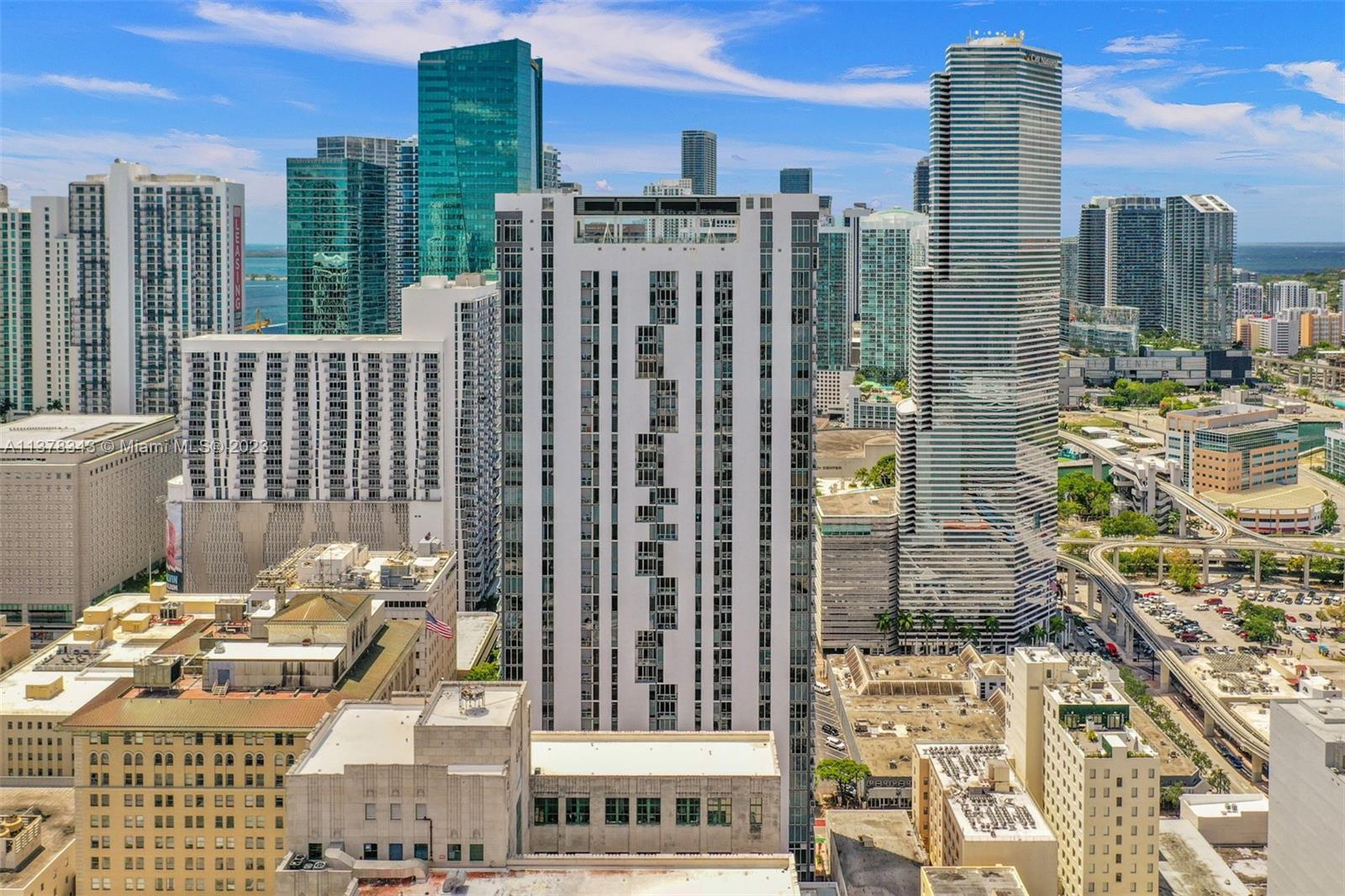 CENTRO CONDO - Residential