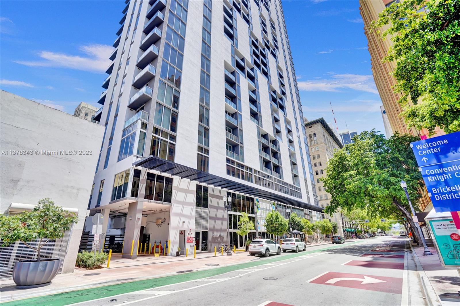 CENTRO CONDO - Residential