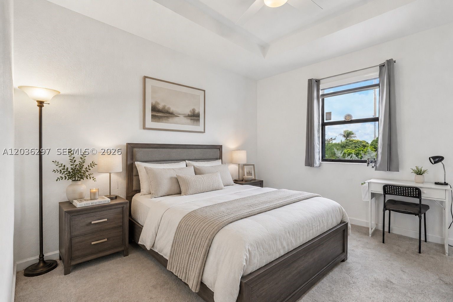 VISTA LAGO - Residential