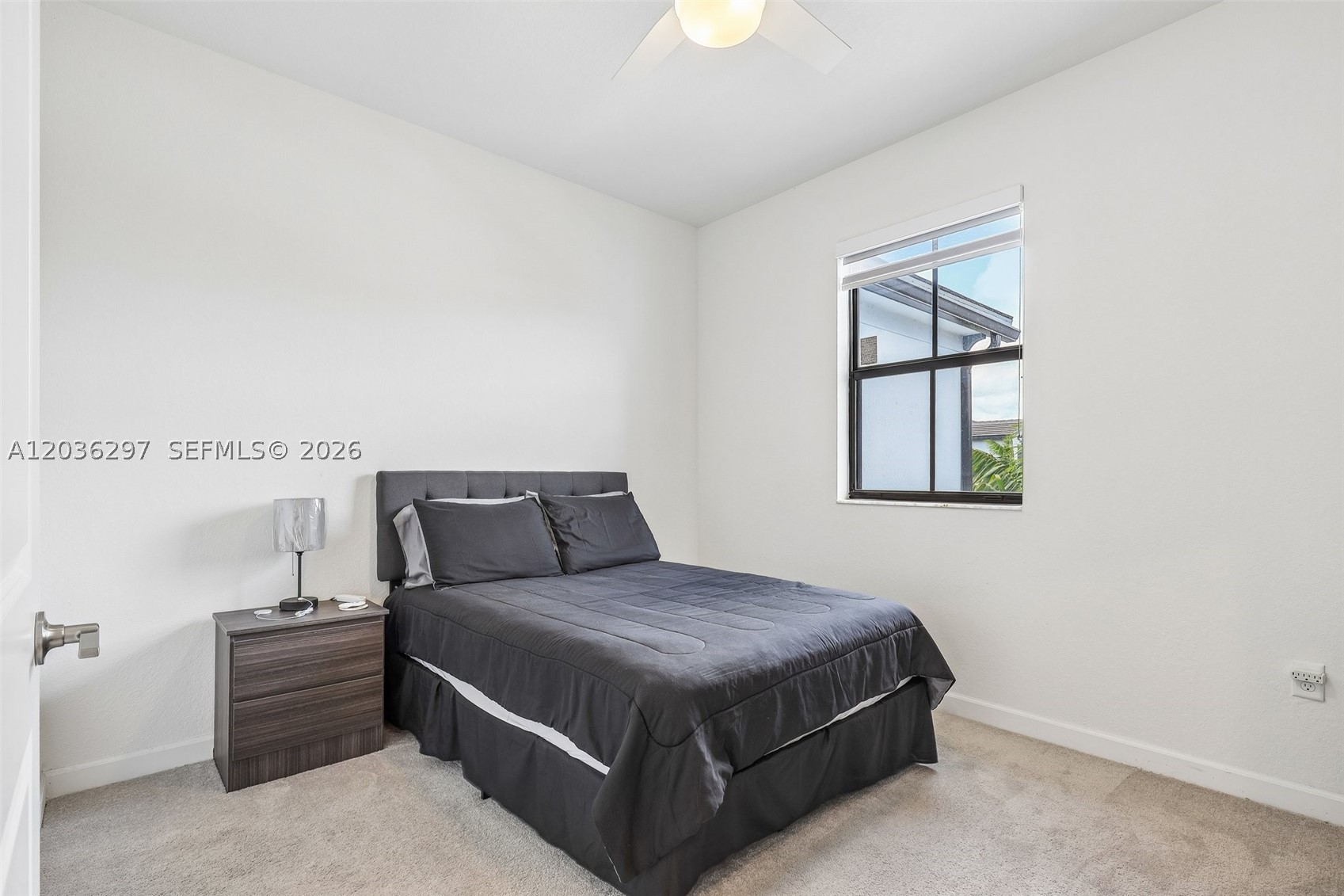 VISTA LAGO - Residential