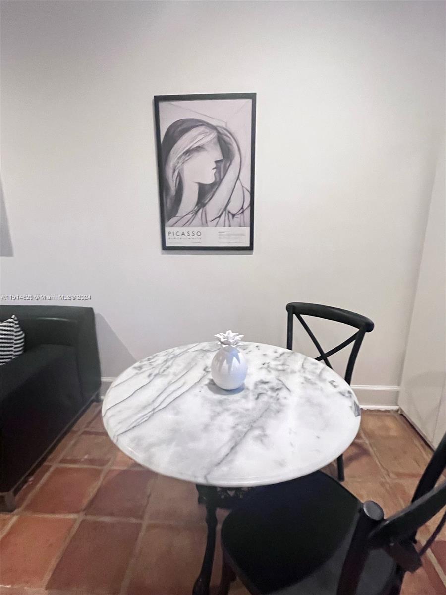 CG RIVIERA SEC 3 REV - Residential Lease