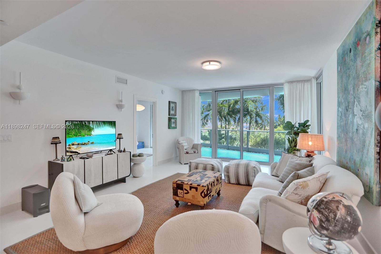 GROVENOR HOUSE CONDO - Residential