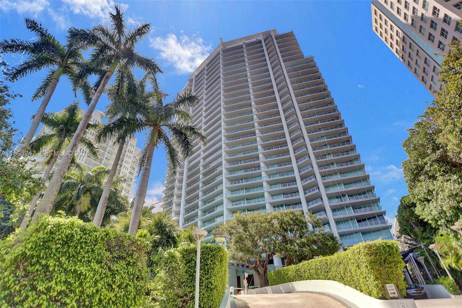 GROVENOR HOUSE CONDO - Residential