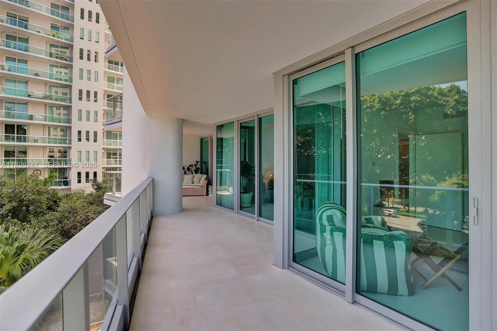 GROVENOR HOUSE CONDO - Residential