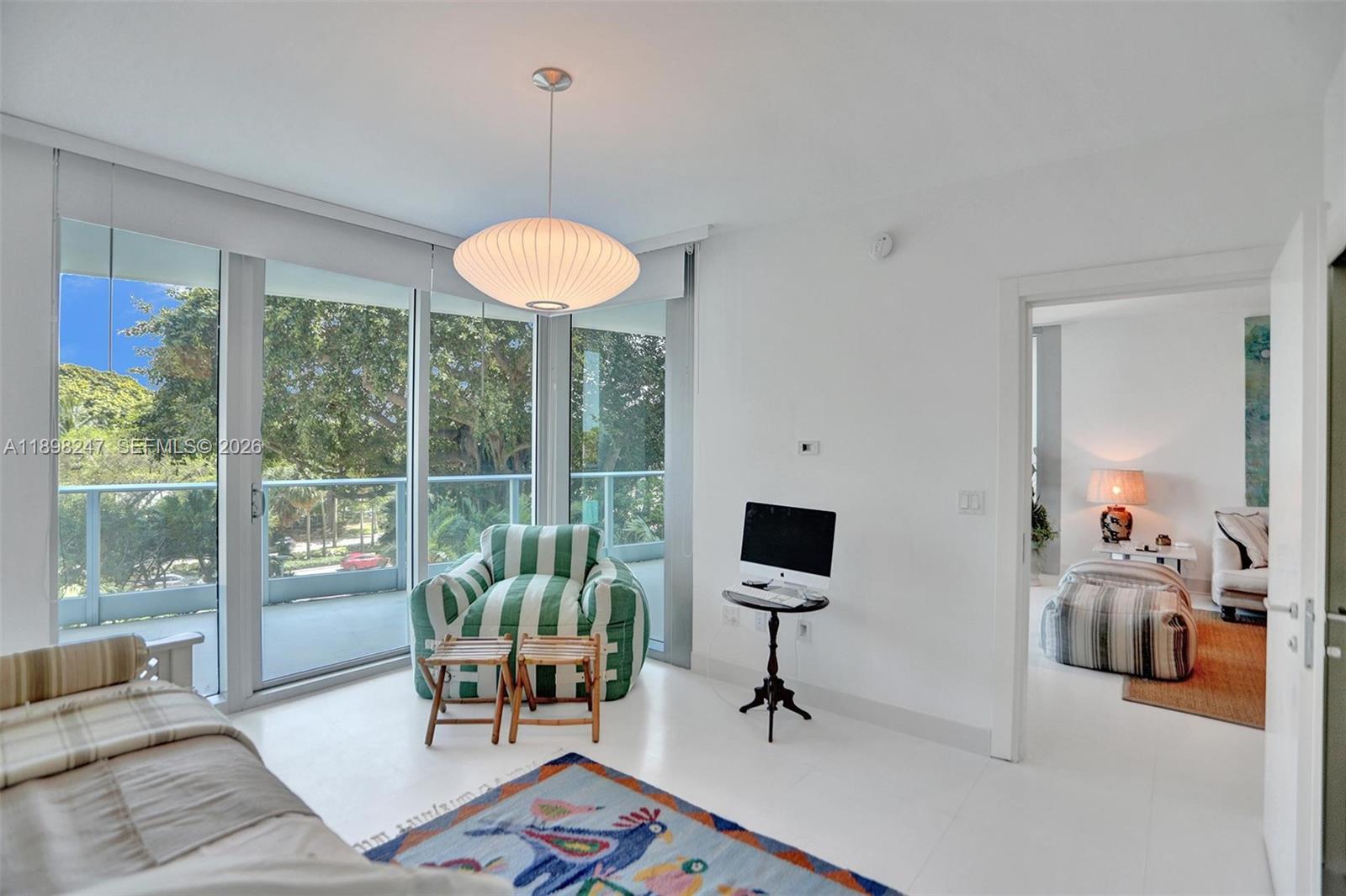 GROVENOR HOUSE CONDO - Residential