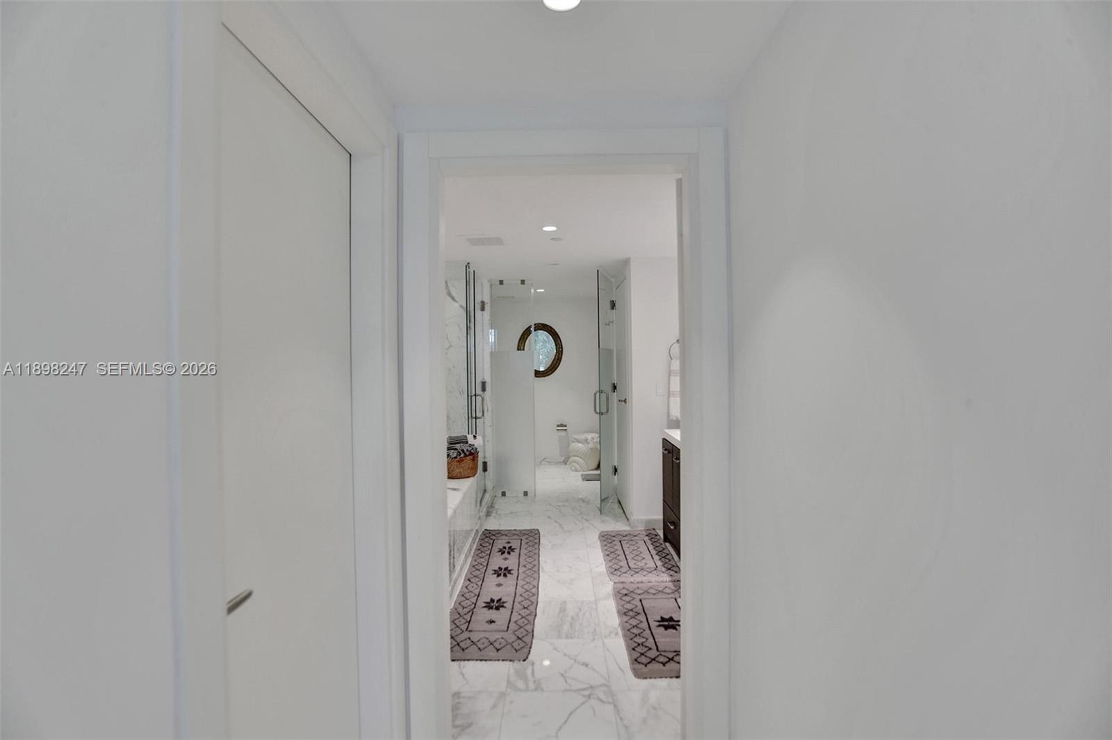 GROVENOR HOUSE CONDO - Residential