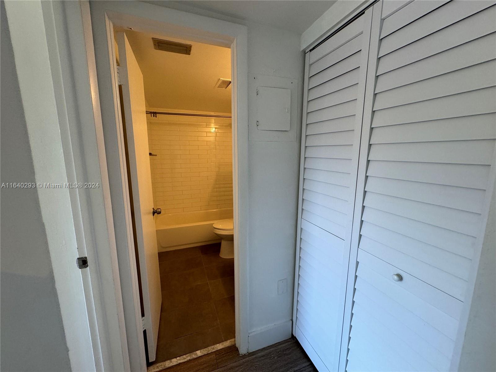 THE LEDGES CONDO - Residential Lease