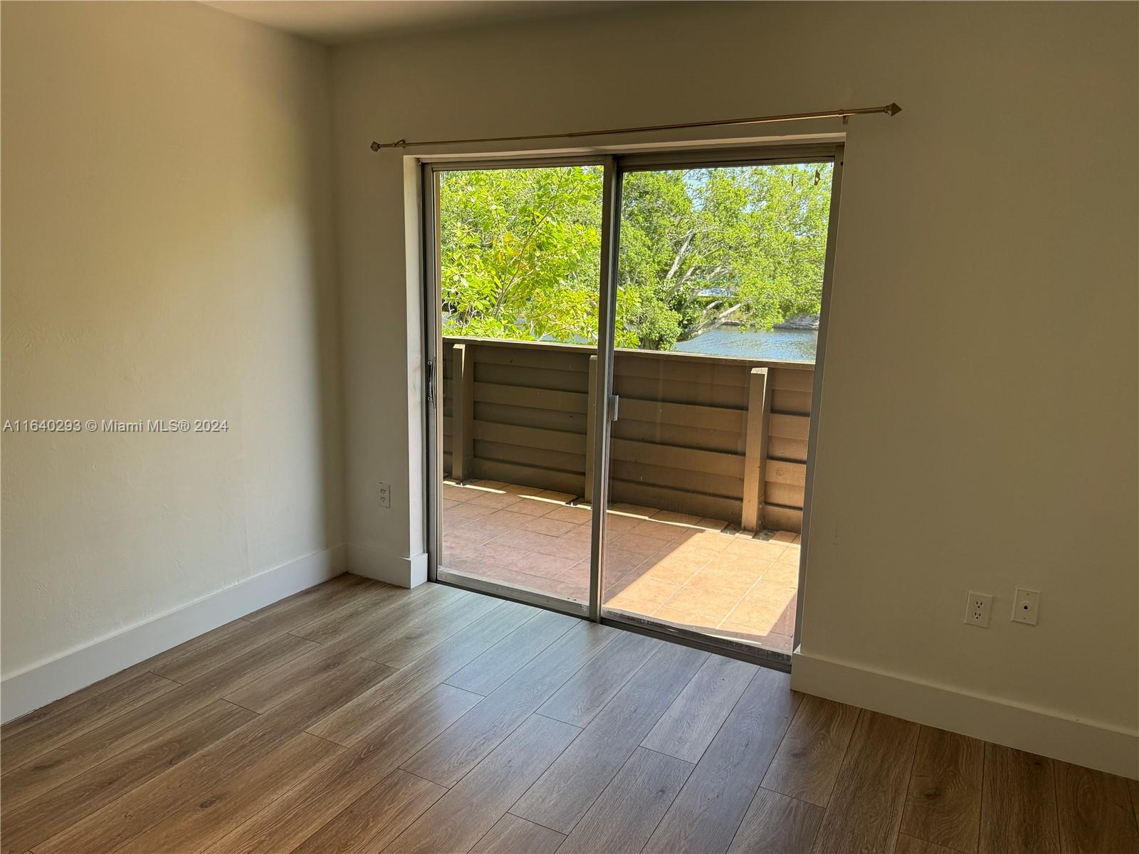 THE LEDGES CONDO - Residential Lease