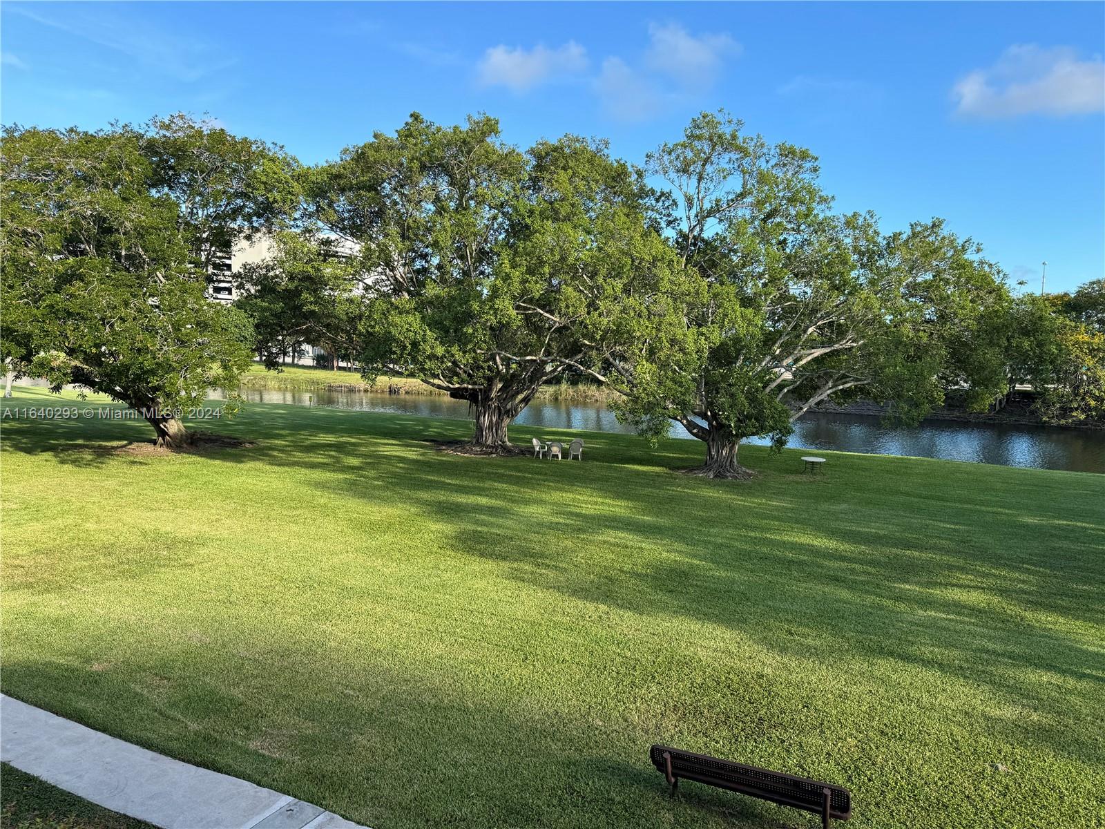 THE LEDGES CONDO - Residential Lease