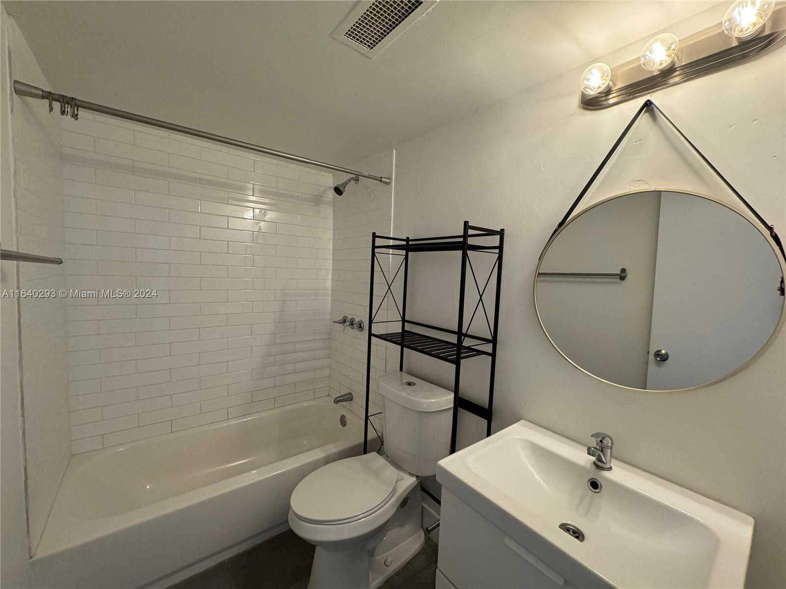 THE LEDGES CONDO - Residential Lease
