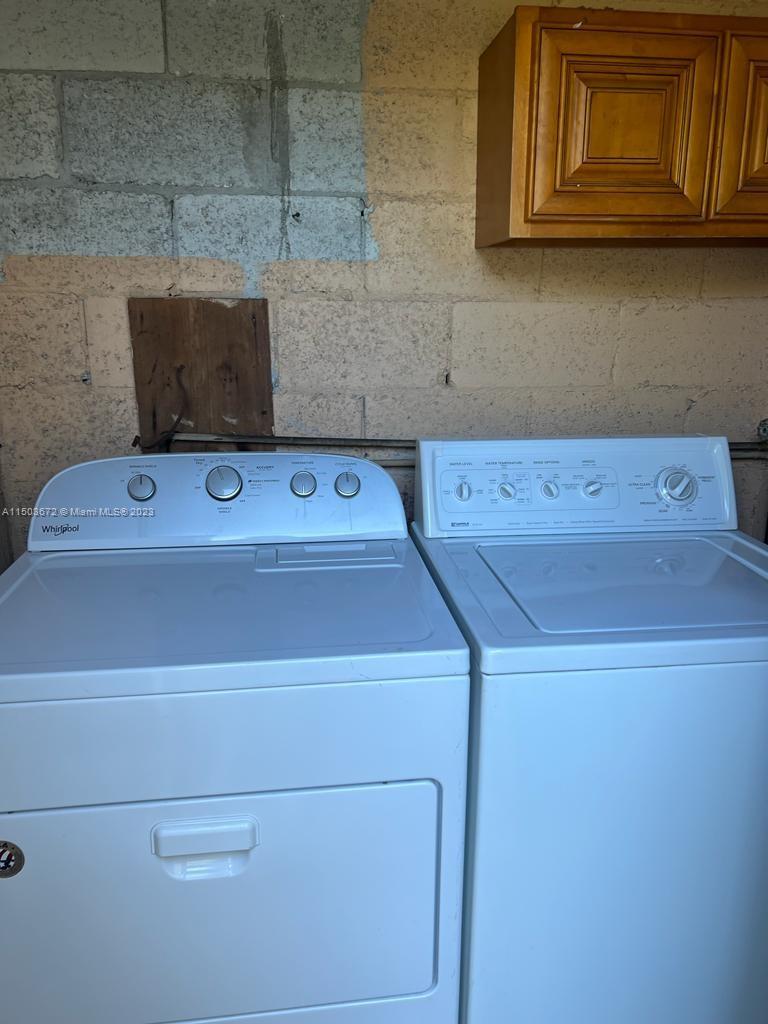 LAUDERDALE MANORS AMD PLA - Residential Lease