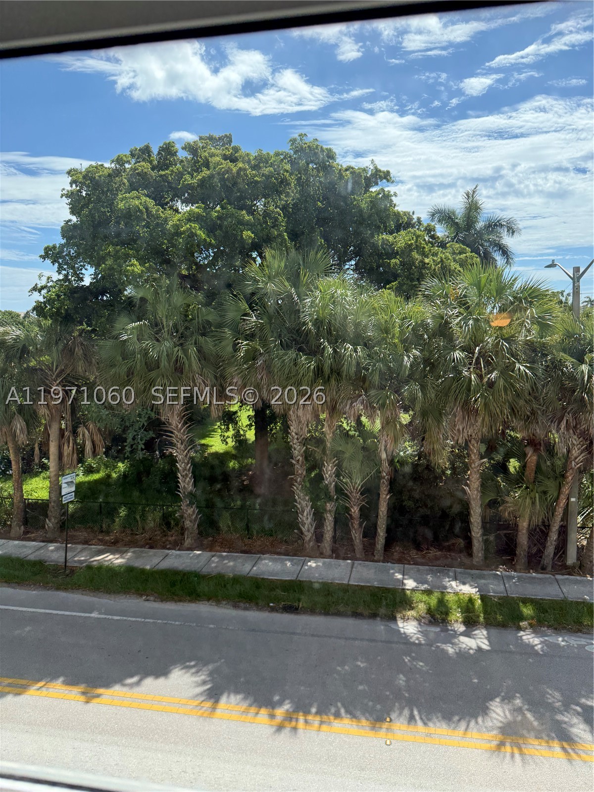 SANTA MONICA CONDOMINIUM - Residential