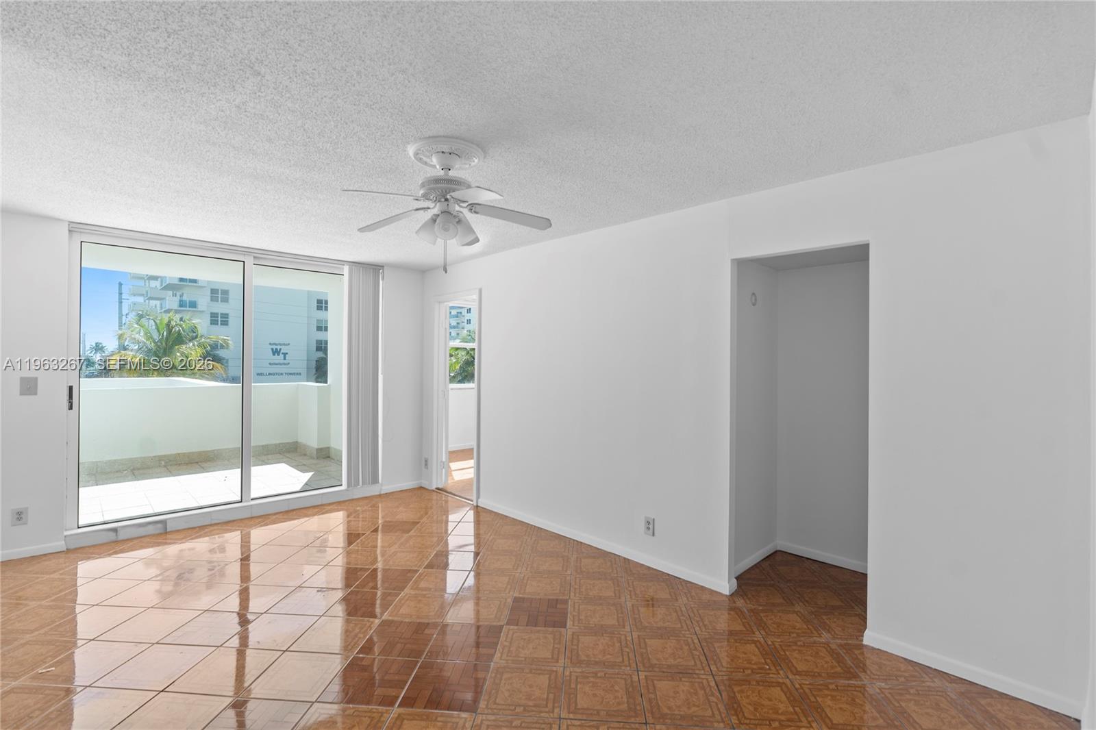TRAFALGAR TOWERS CONDOMIN - Residential