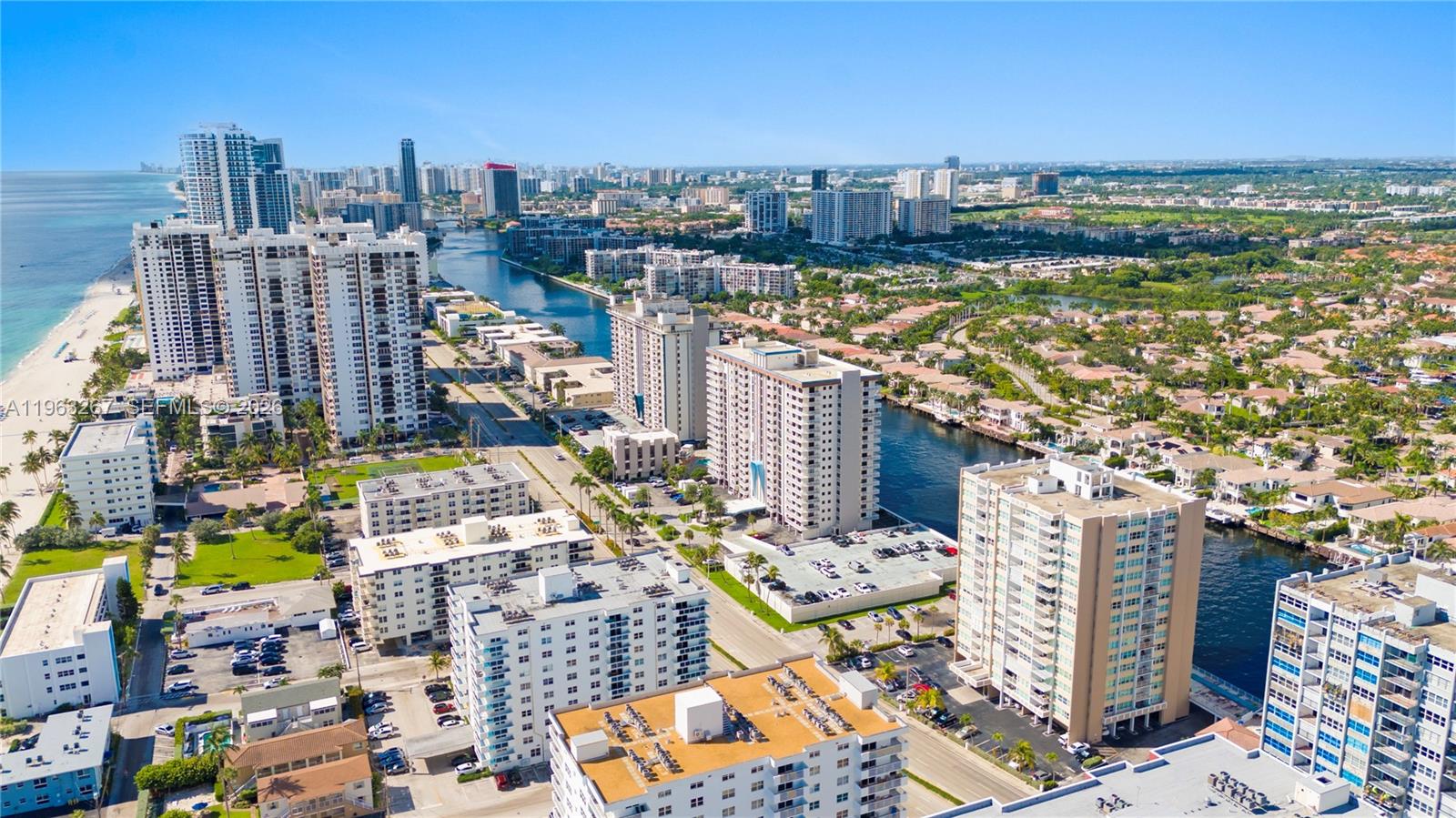 TRAFALGAR TOWERS CONDOMIN - Residential
