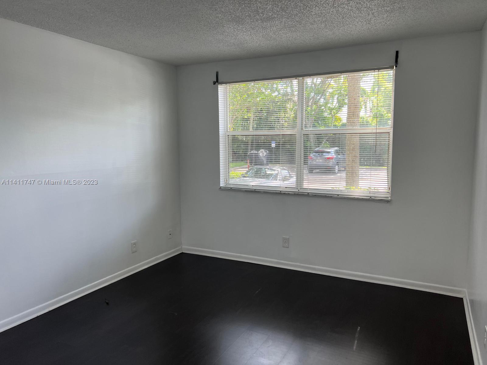 EDGEWATER CONDO - Residential Lease