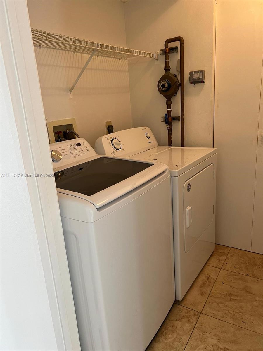 EDGEWATER CONDO - Residential Lease