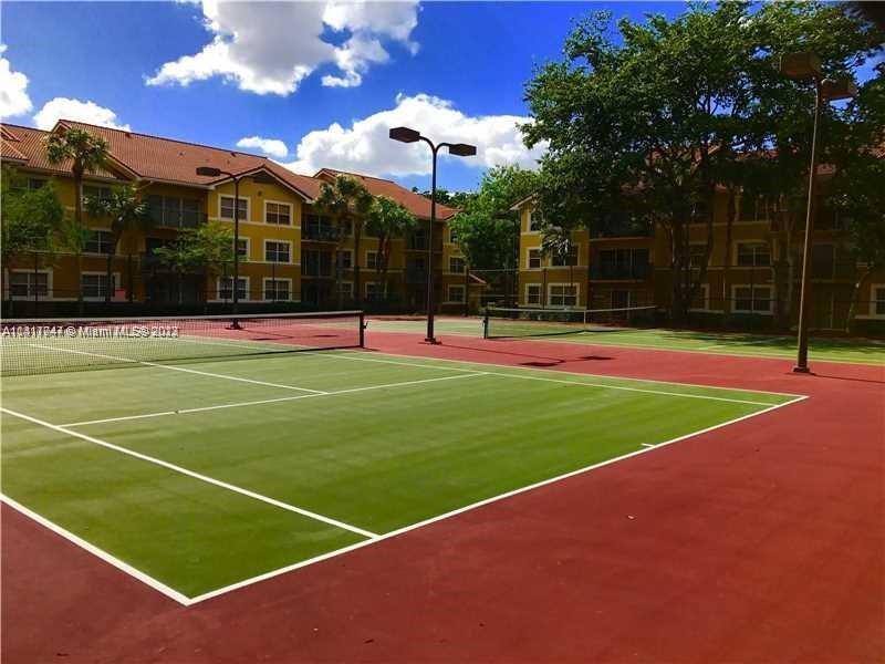 EDGEWATER CONDO - Residential Lease