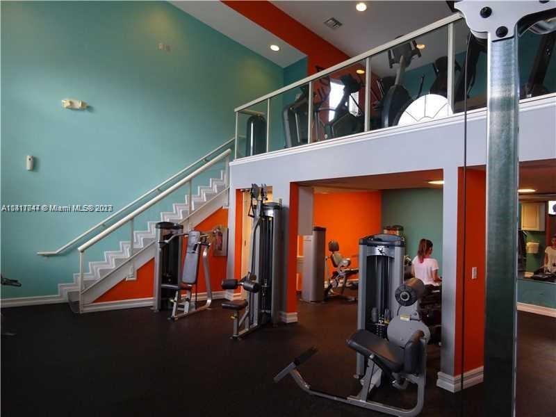 EDGEWATER CONDO - Residential Lease