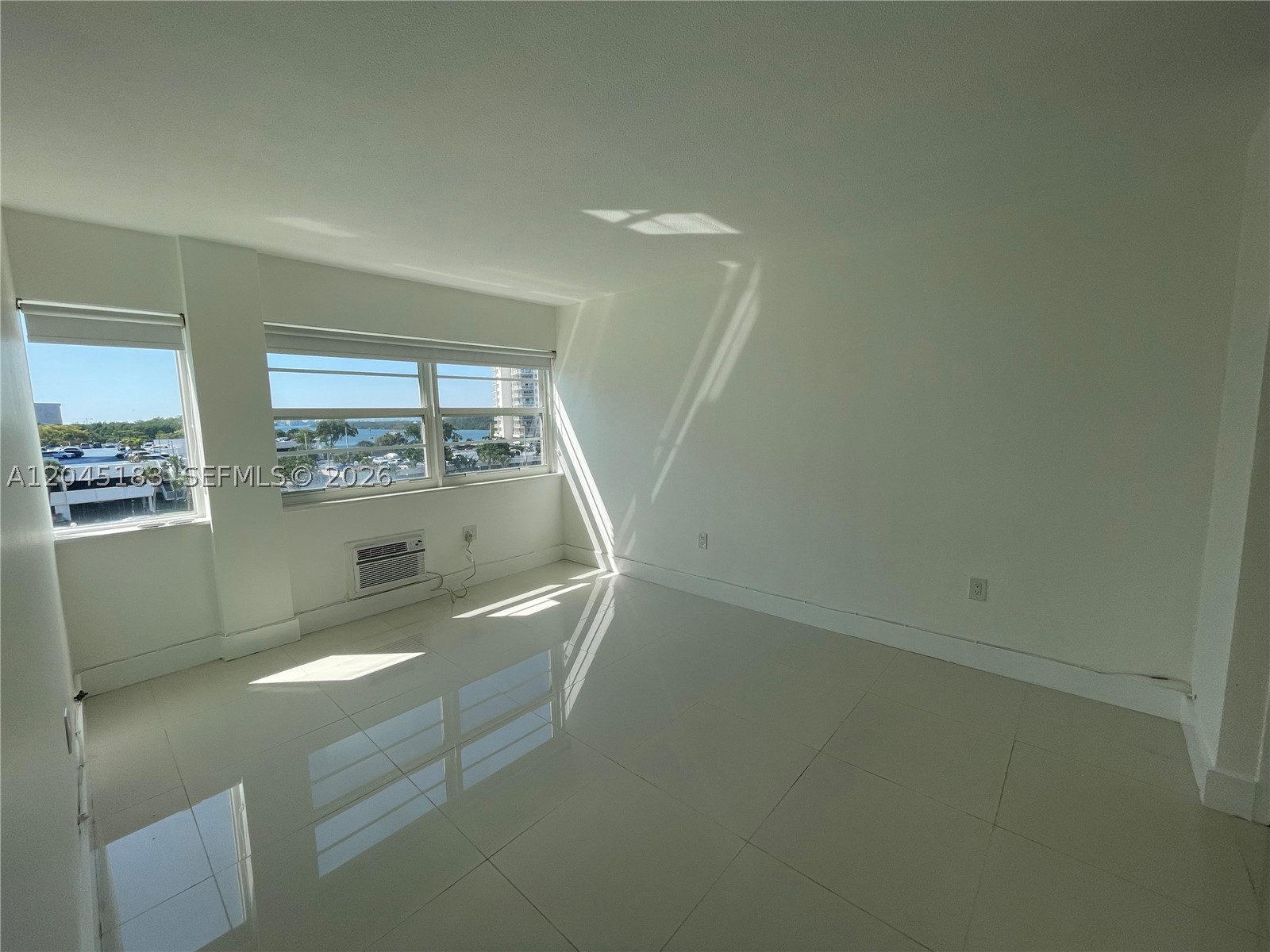 KINGS POINT IMPERIAL COND - Residential Lease