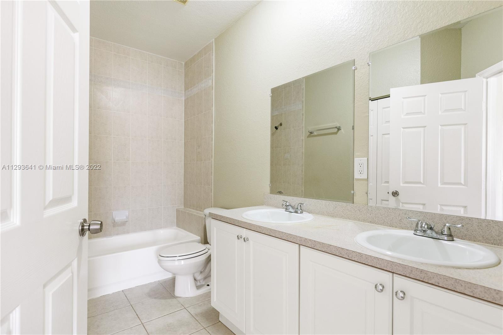 KINGS POINT COMMERCIAL PA - Residential